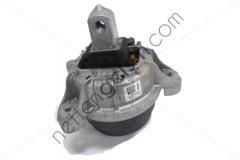 YTT Y8103 MOTOR TAKOZU SAG BMW F07 F10 F11 F06 F12 F13 F01 F02 F03  BMW BİNEK MOTOR TAKOZU